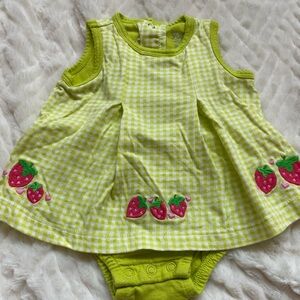 Gingham-style printed sleeveless to - BUNDLE ME!